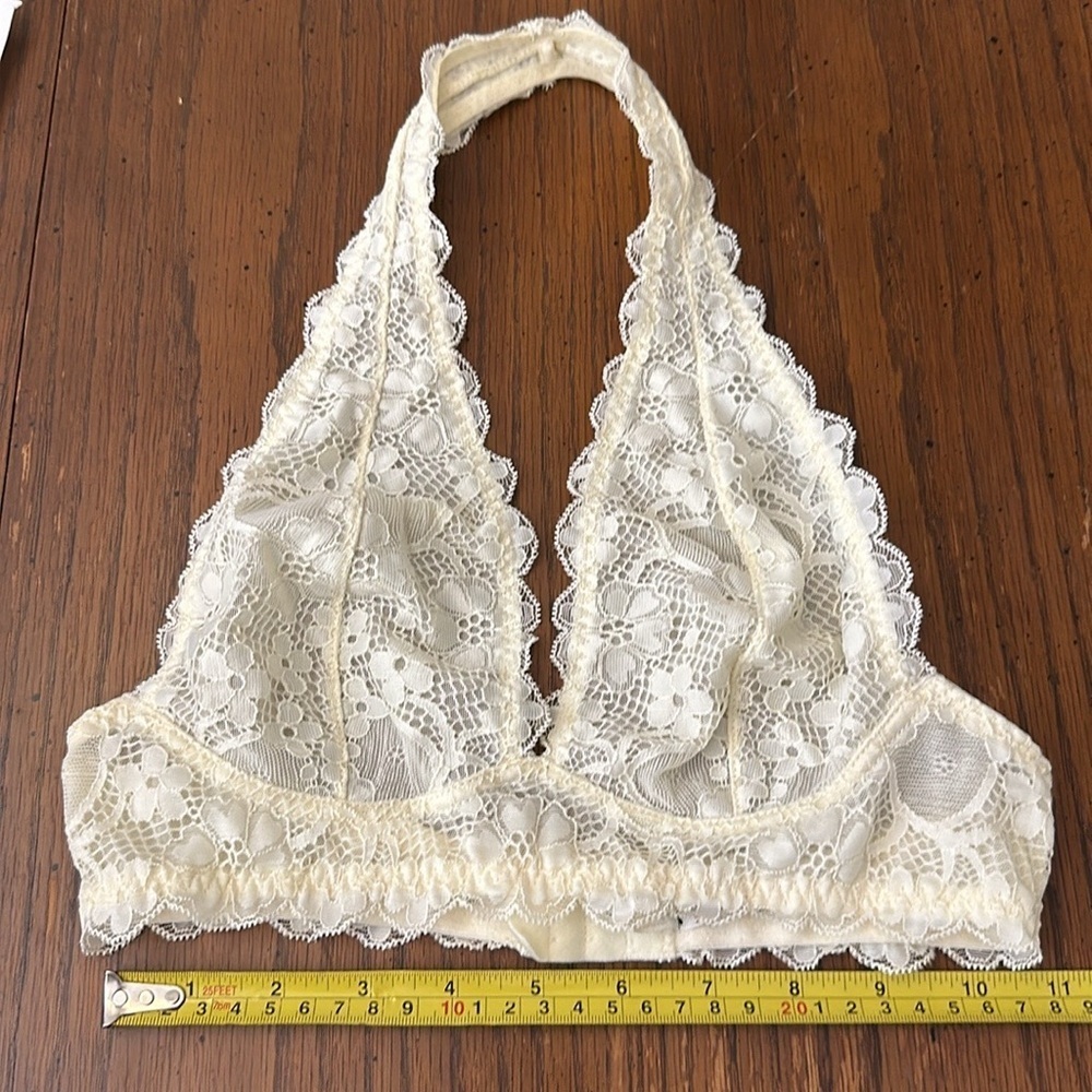 Intimately free people lace bralette XS - Picture 2 of 4
